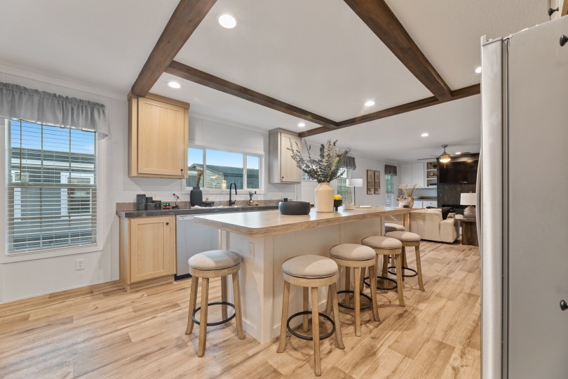 25_c_250_sebastian_32644d_kitchen_006_web_1745936679559_810_12